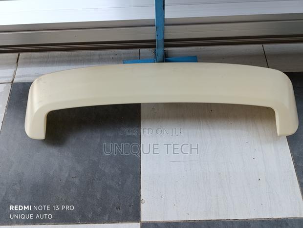 Nissan Juke, Rear Roof Boot Spoiler