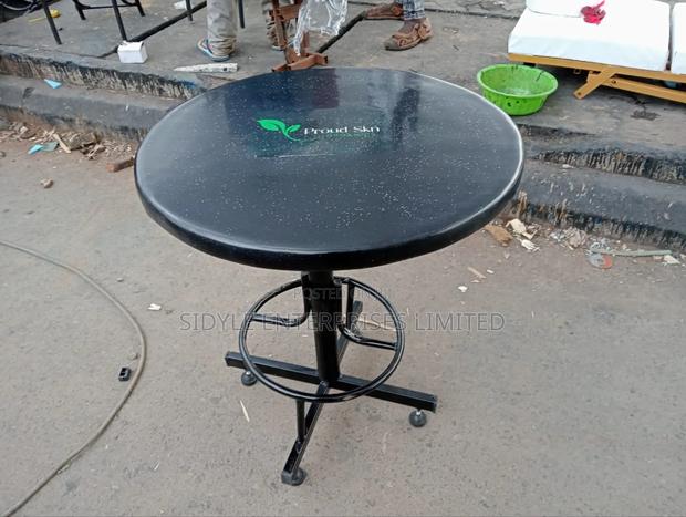 Black Marble Hotel Table