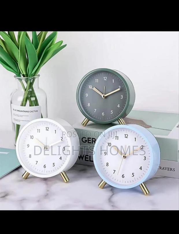 Electronic Table Clock - thumbnail 2
