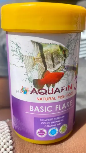 Color Enhancing Fish Food 1000ml – Aquafin 3 Natural Flakes