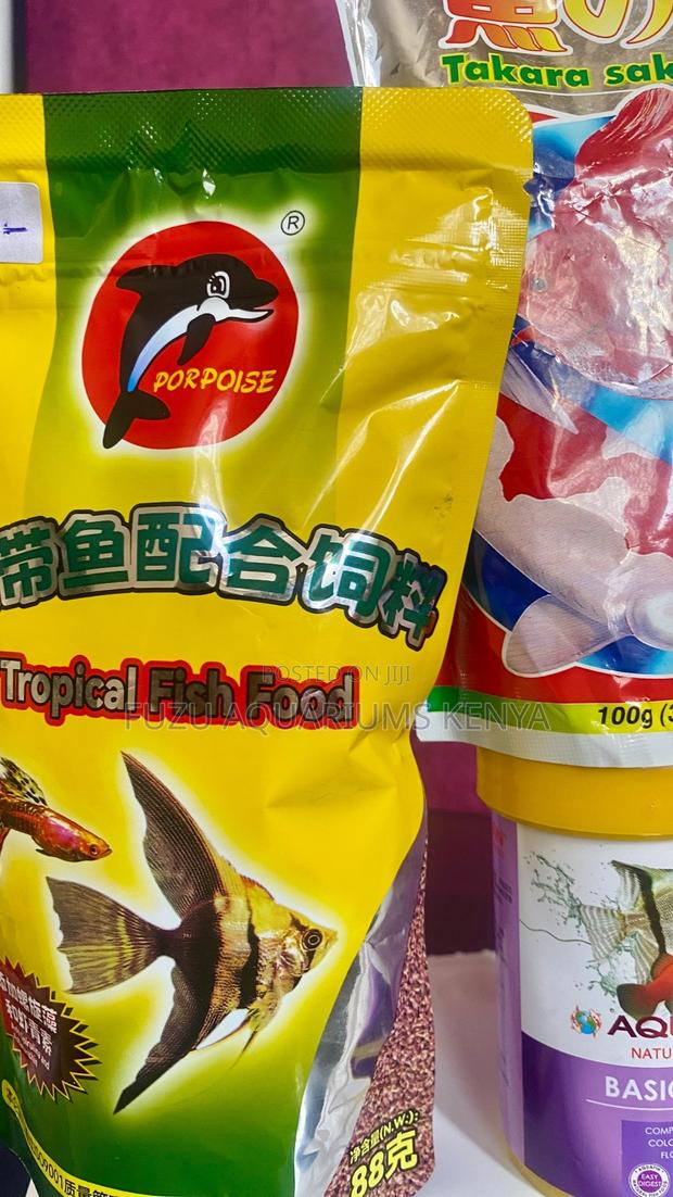 Color Boost Tropical Fish Food – Daily Nutrition