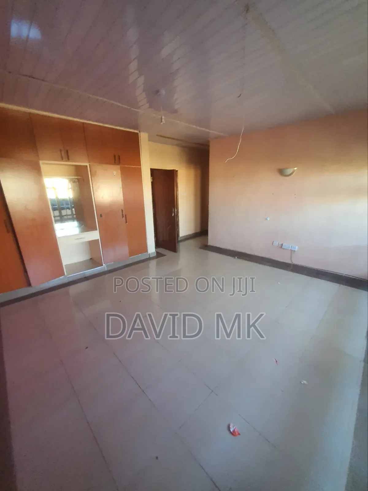 4bdrm Maisonette in Varshity, Kamakis for rent