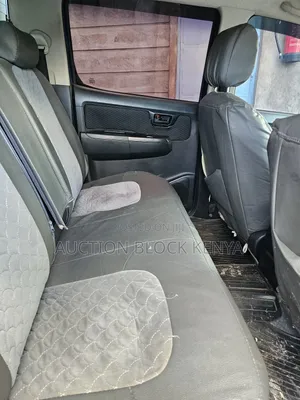 Subaru Outback 2011 White