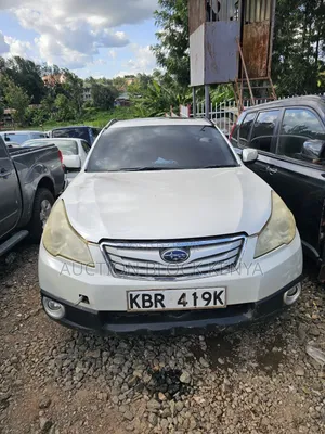 Subaru Outback 2011 White