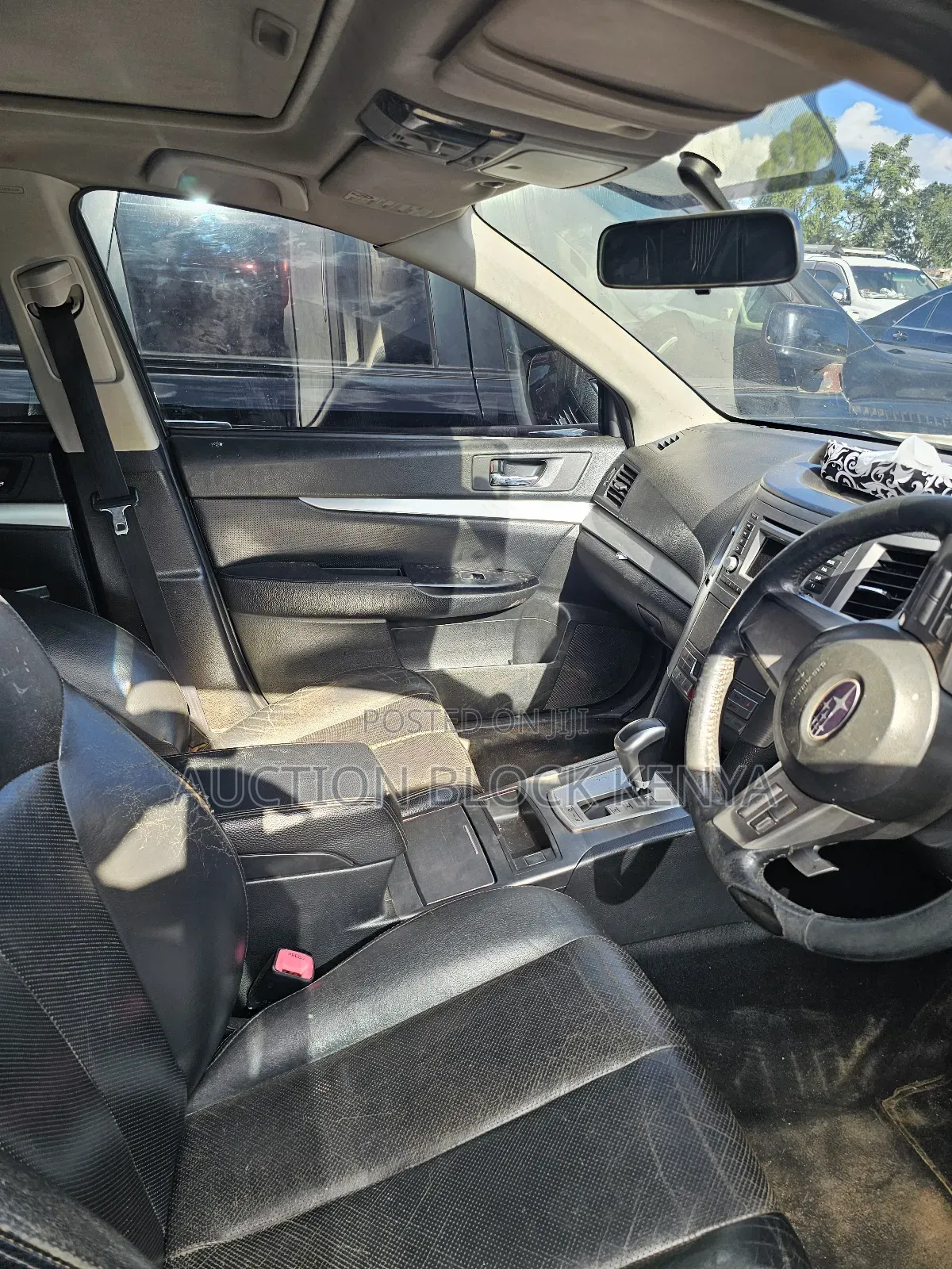 Subaru Outback 2011 White