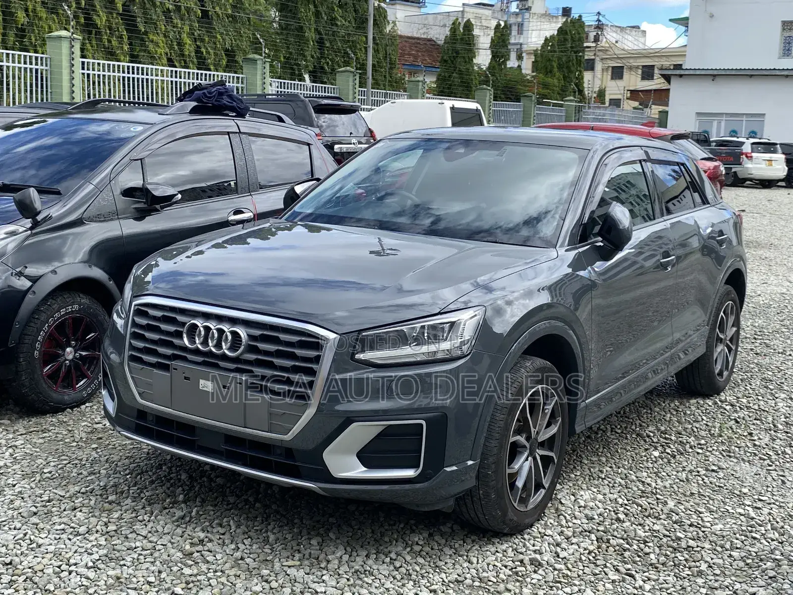 Audi Q2 2018 Gray