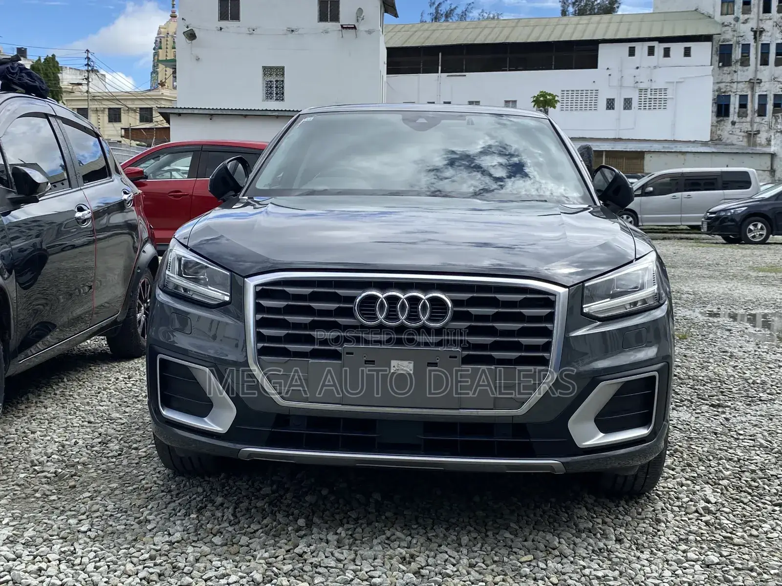 Audi Q2 2018 Gray
