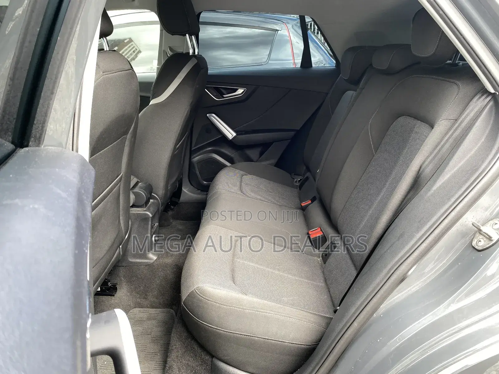 Audi Q2 2018 Gray