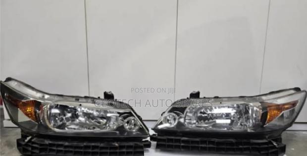 Honda Stream Headlight - main view
