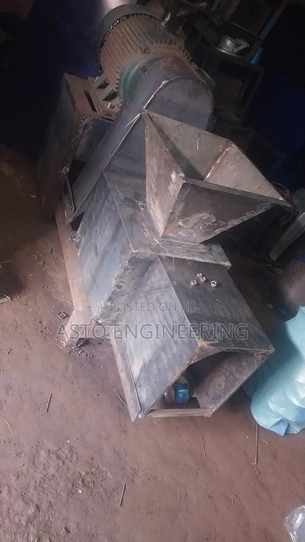 Saw Dust Briquettes Machine - thumbnail 3