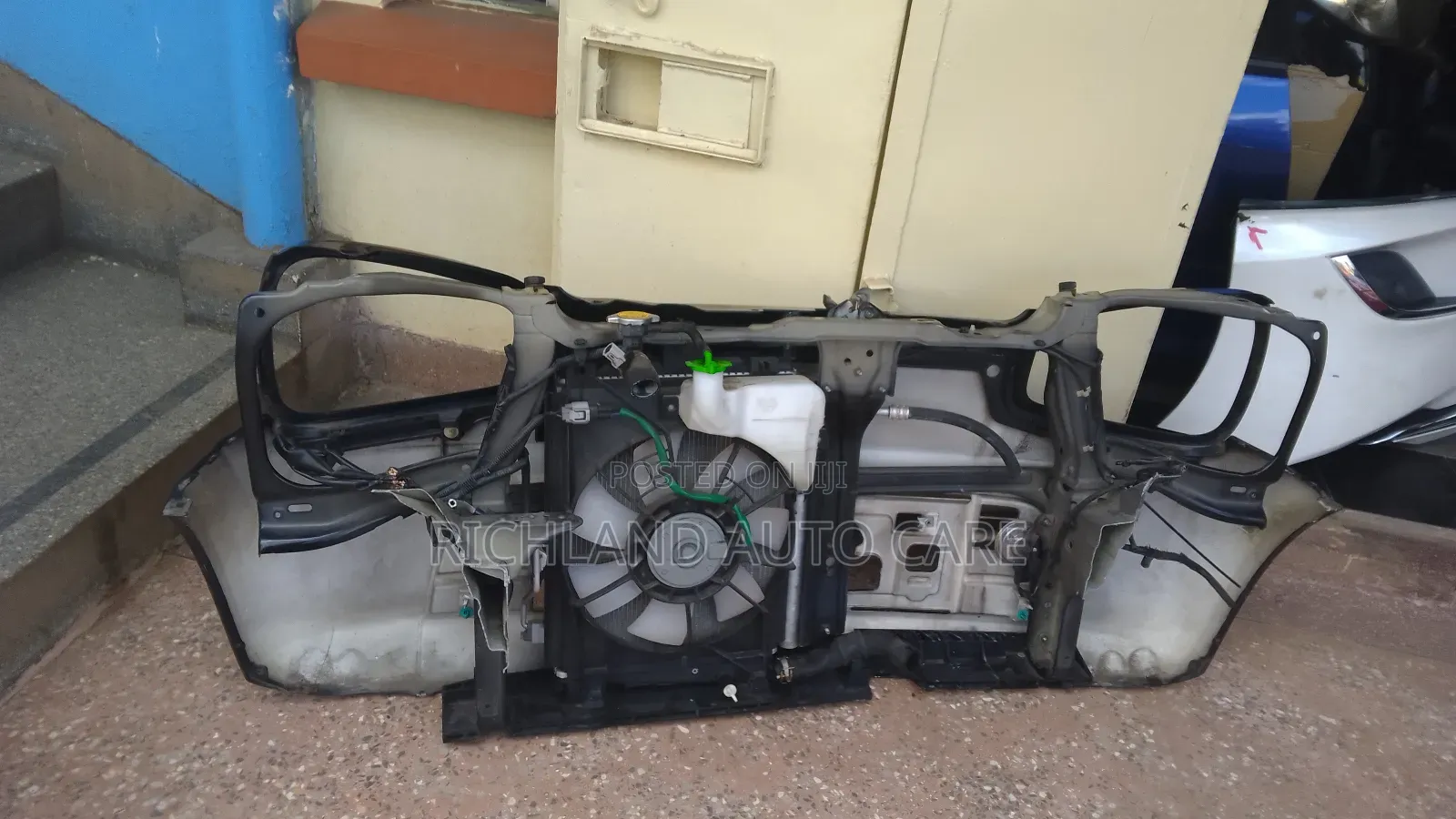 Nose Cut Suzuki Alto
