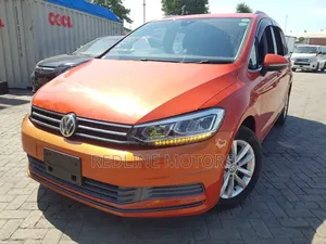 Volkswagen Touran 2018 Orange