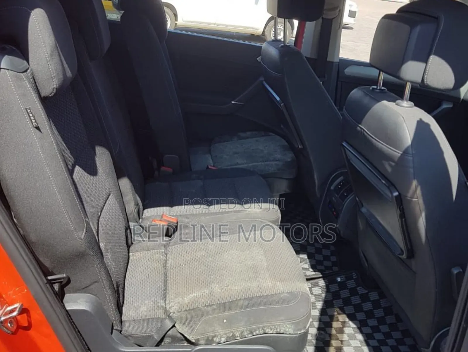 Volkswagen Touran 2018 Orange