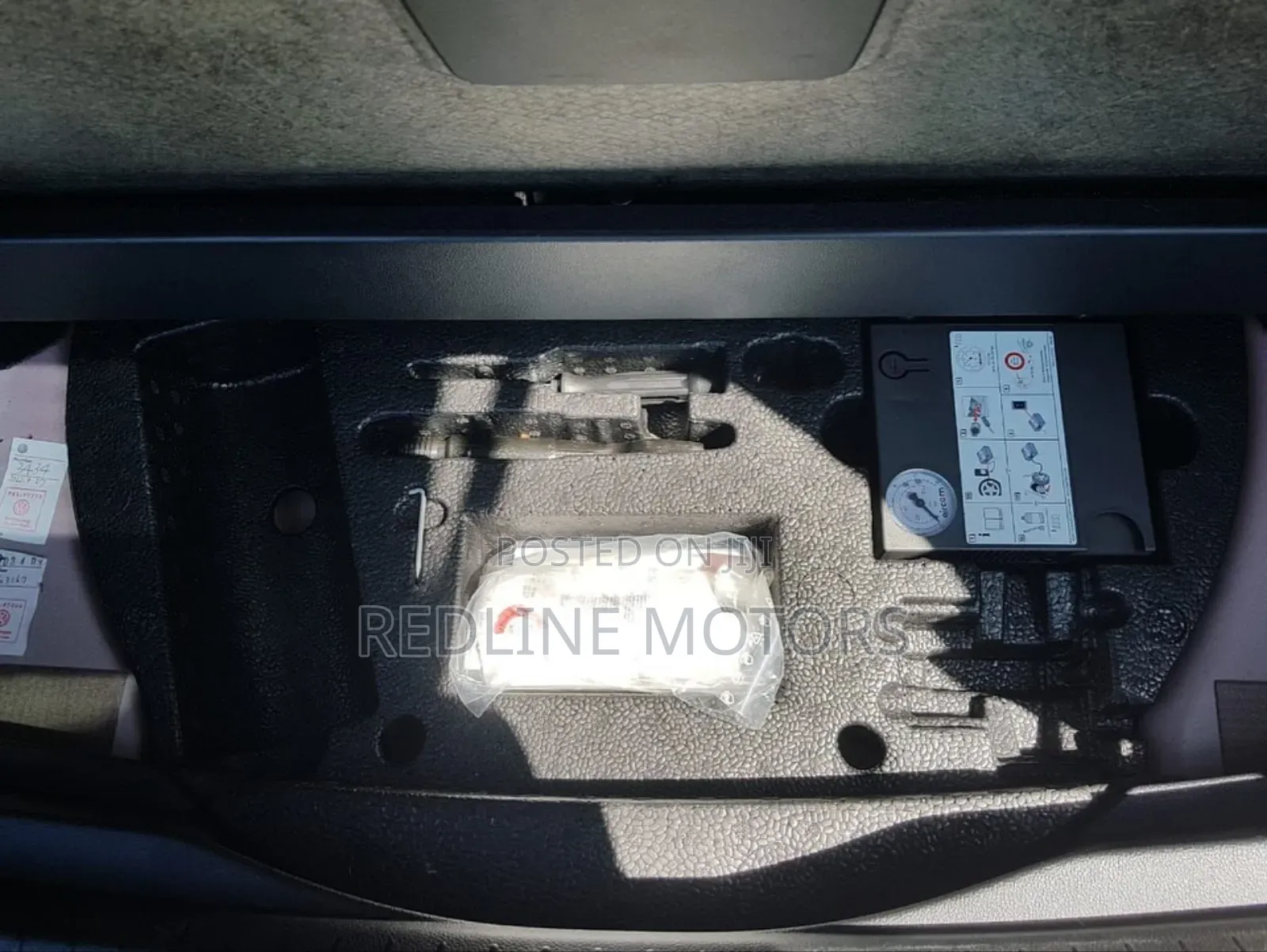 Volkswagen Touran 2018 Orange