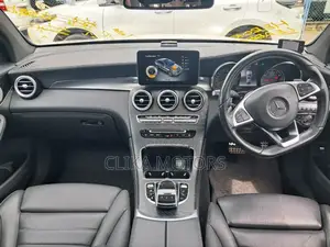 Mercedes-Benz GLC-Class 2018 Pearl