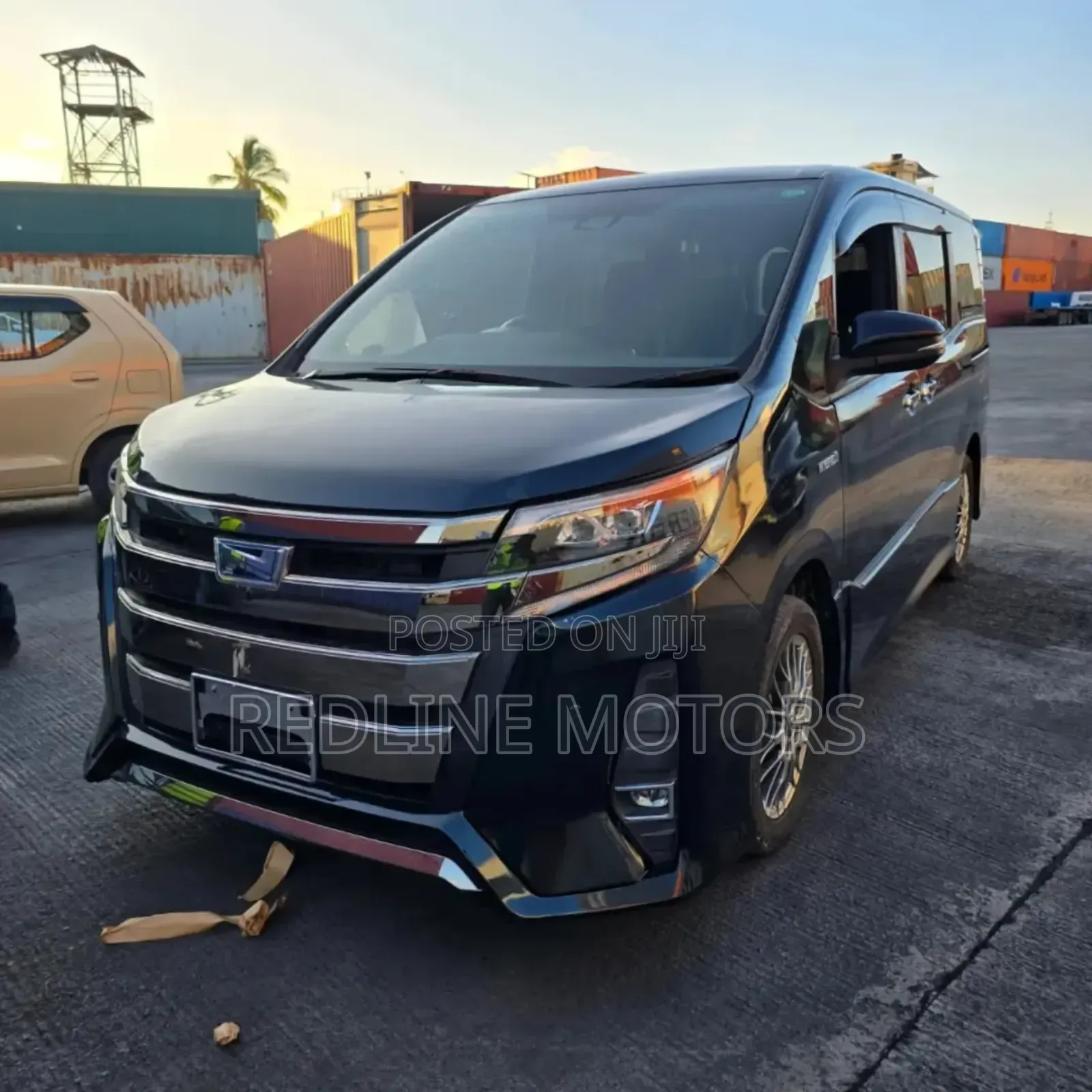 Toyota Noah 2018 Black