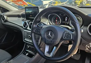 Mercedes-Benz CLA-Class CLA 180 Sedan 2018 Black