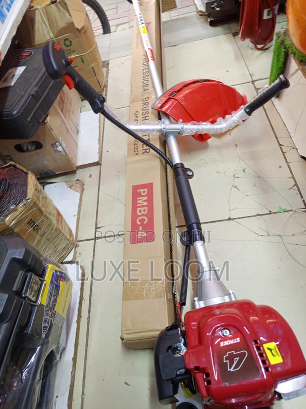 4 Stroke Brush Cutter Machine - main view