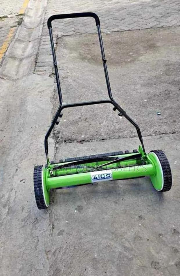 Manual Quality Lawn Mower - main view