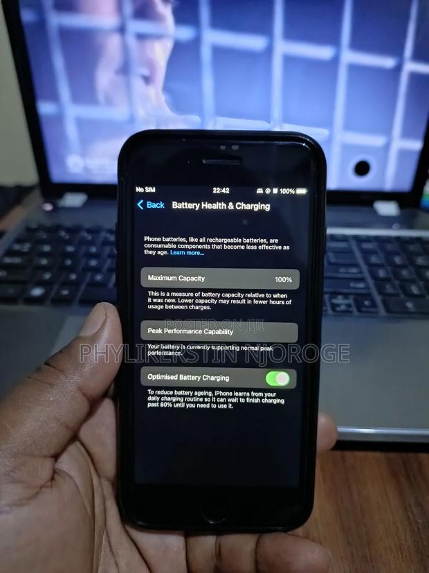 Apple iPhone 8 256 GB Gray - thumbnail 7