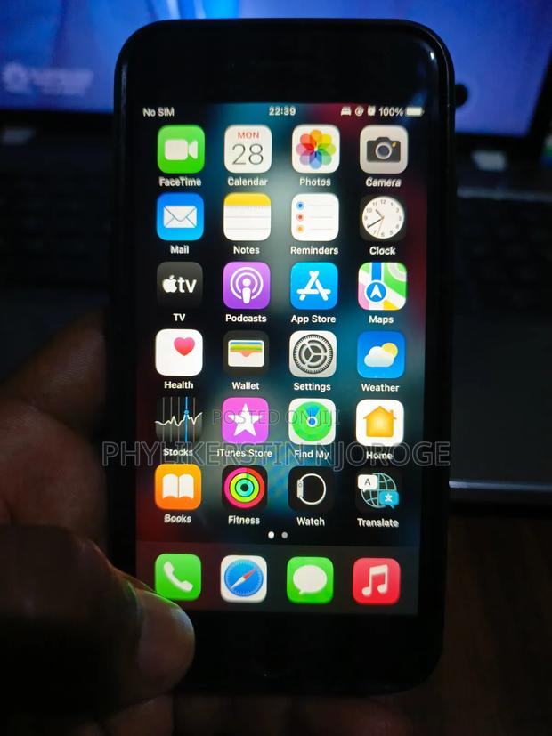 Apple iPhone 8 256 GB Gray - thumbnail 9