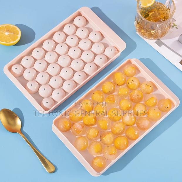 *33 Grid Mini Round Ice Cube Tray Mold With Lid - thumbnail 2
