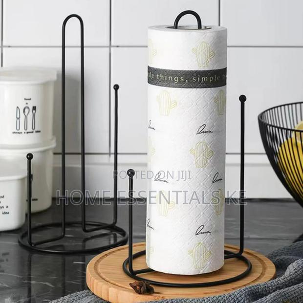 *Light Luxury Metallic Paper Towel Holder*