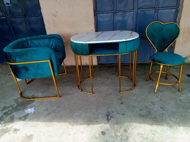 Manicure Table Set With 2 Seats - main view