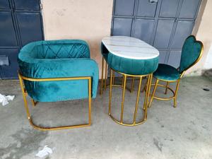 Manicure Table With Seats - thumbnail 2