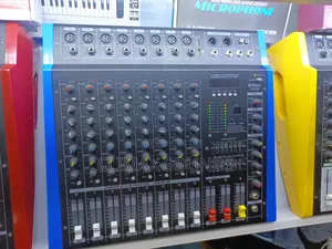 Powered Mixer 8 Channels Maxs