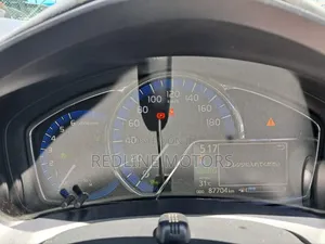 Toyota Corolla Fielder 2018 Pearl
