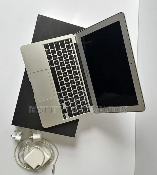 Laptop Apple MacBook Air 2011 4GB Intel Core I5 SSD 128GB - thumbnail 4