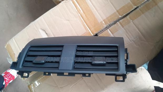 Vanguard/Rav4 Dashboard Vent