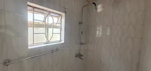 3bdrm Maisonette in Lavington West for rent