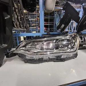 Fielder 165 Xenon Headlight