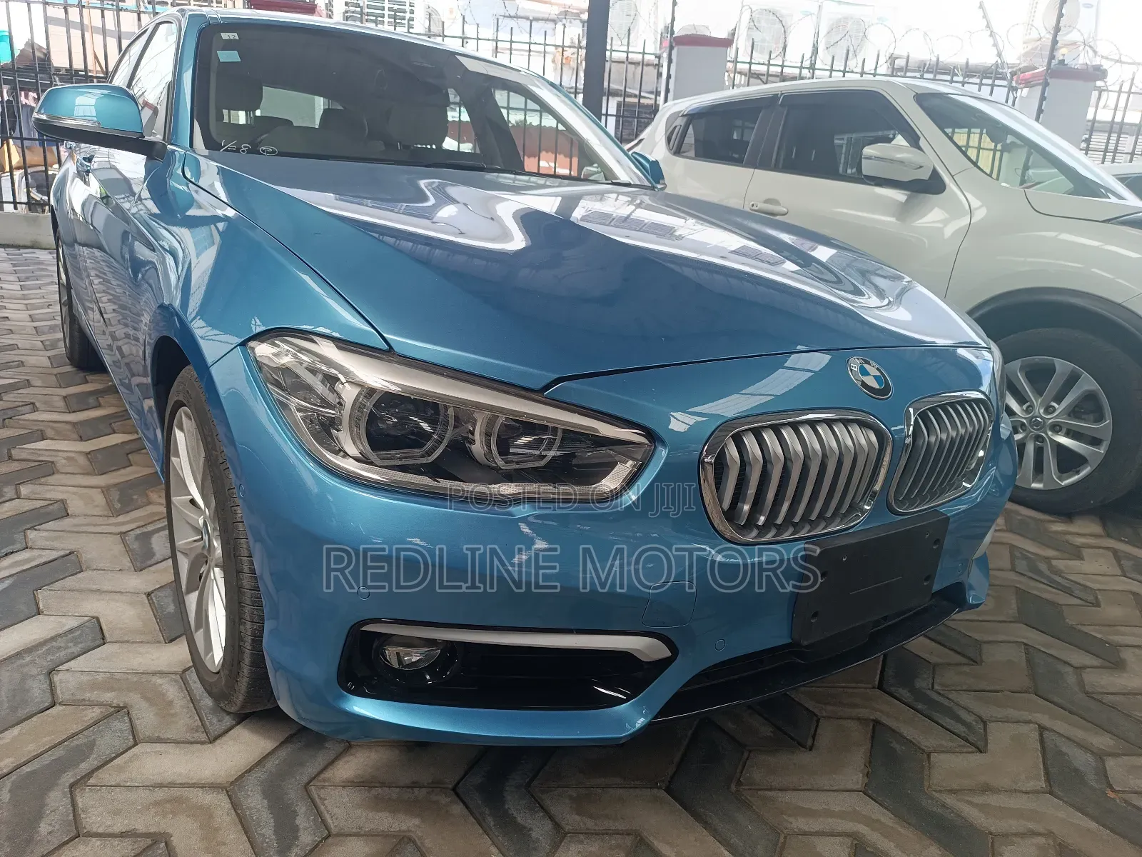 BMW 118i 2018 Blue