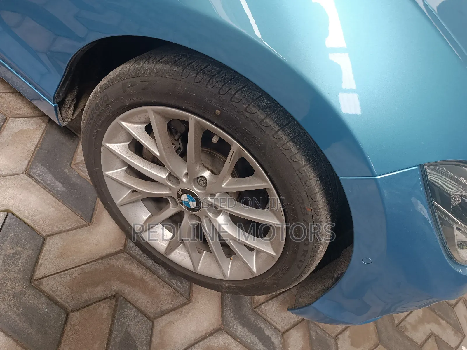 BMW 118i 2018 Blue