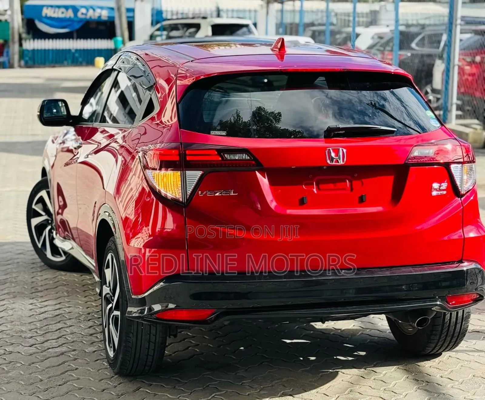 Honda Vezel 2018 Red