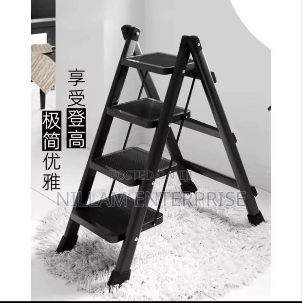 *4 Steps Portable Folding Ladder*