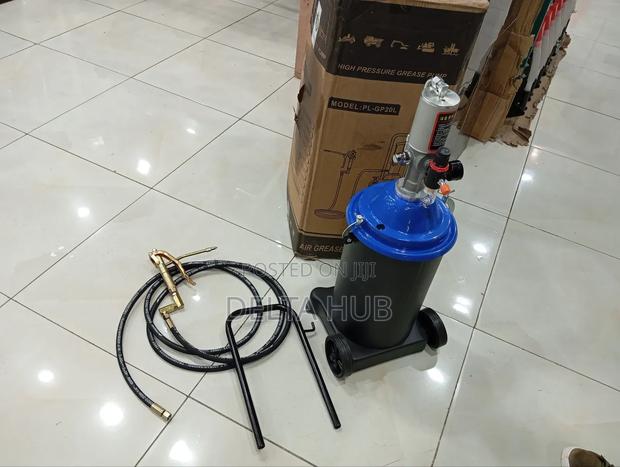 New Grease Reservoir - main view