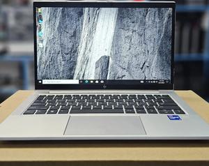Laptop HP EliteBook 830 G8 16GB Intel Core I7 SSD 512GB