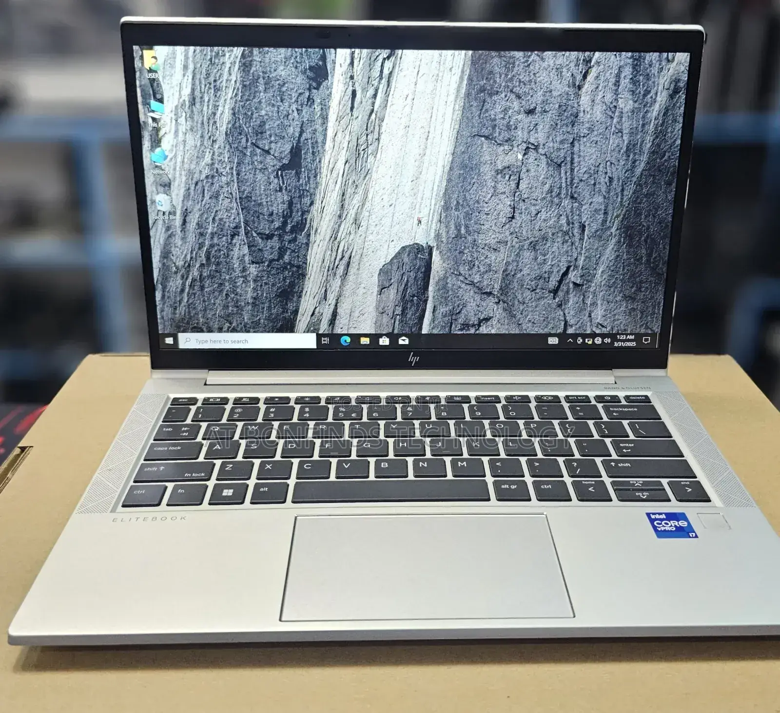 Laptop HP EliteBook 830 G8 16GB Intel Core I7 SSD 512GB