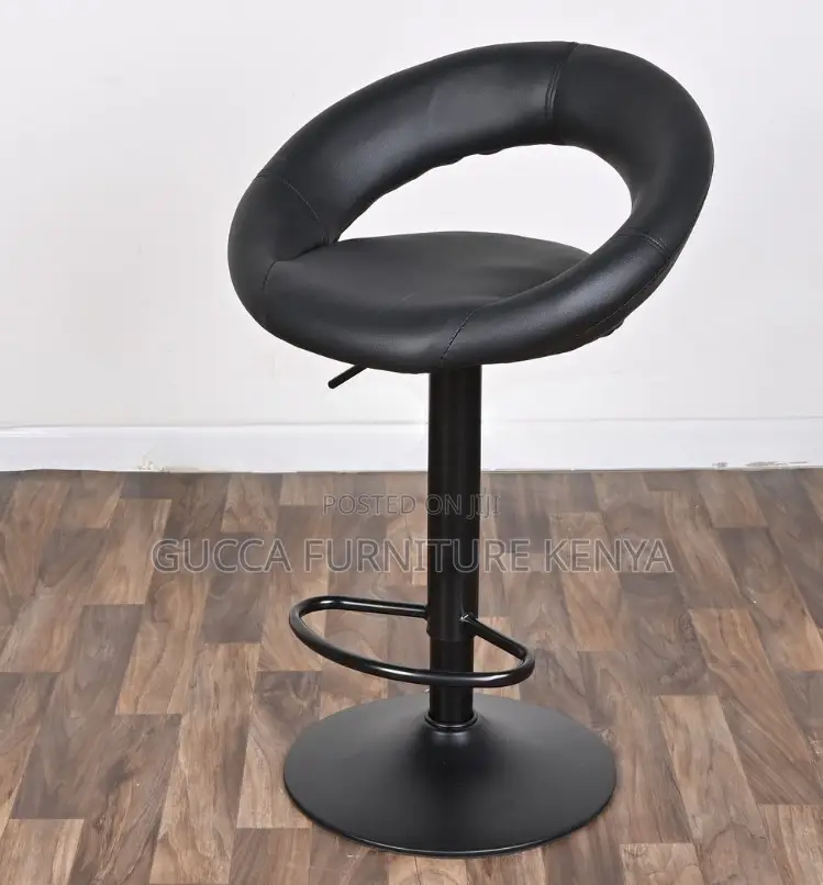 Office Stool:Distinctive Office Leather Black Bar Chair