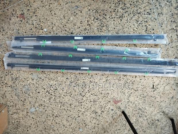 Honda Cr-v Weatherstrips - thumbnail 2