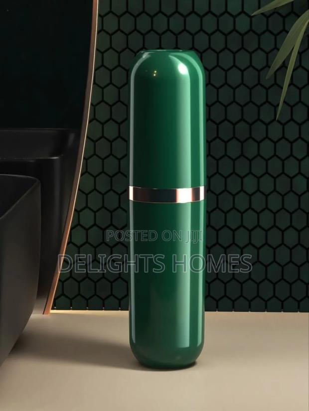 Toothbrush Kit Holder - thumbnail 2