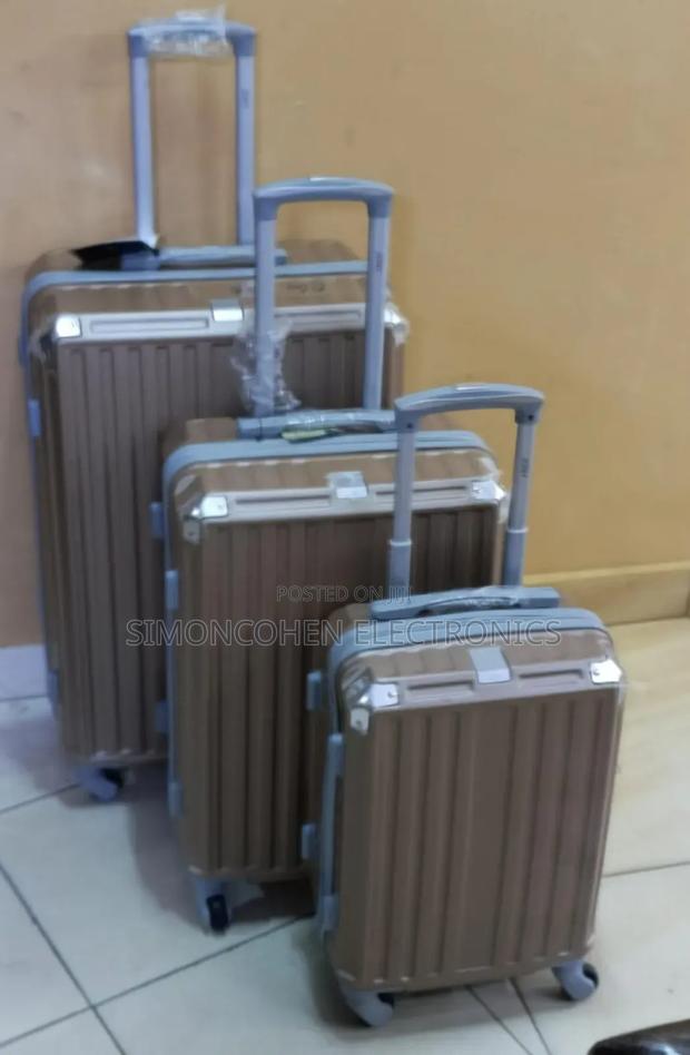 3 in 1 Luxurious Fibre Suitcase (Size 4)