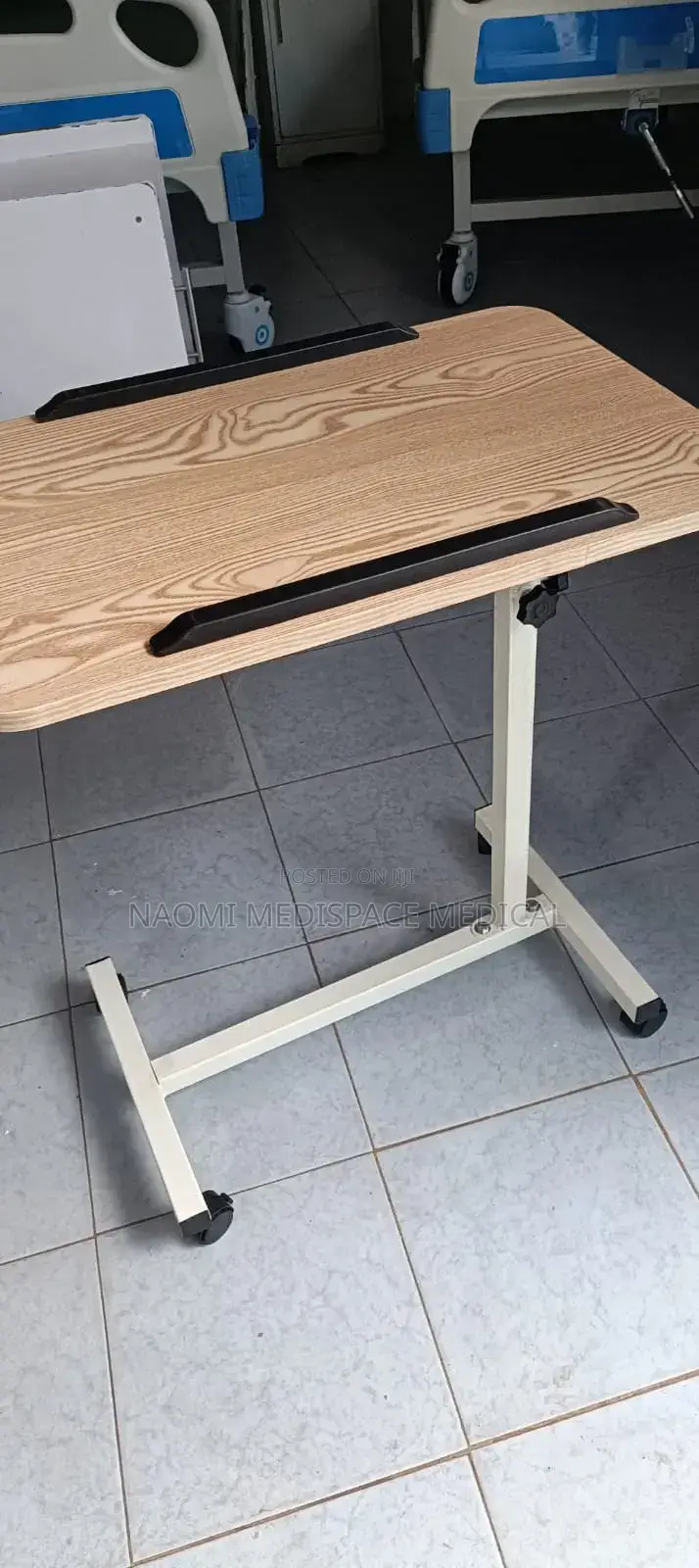 Overbed Table/ Feeding Table