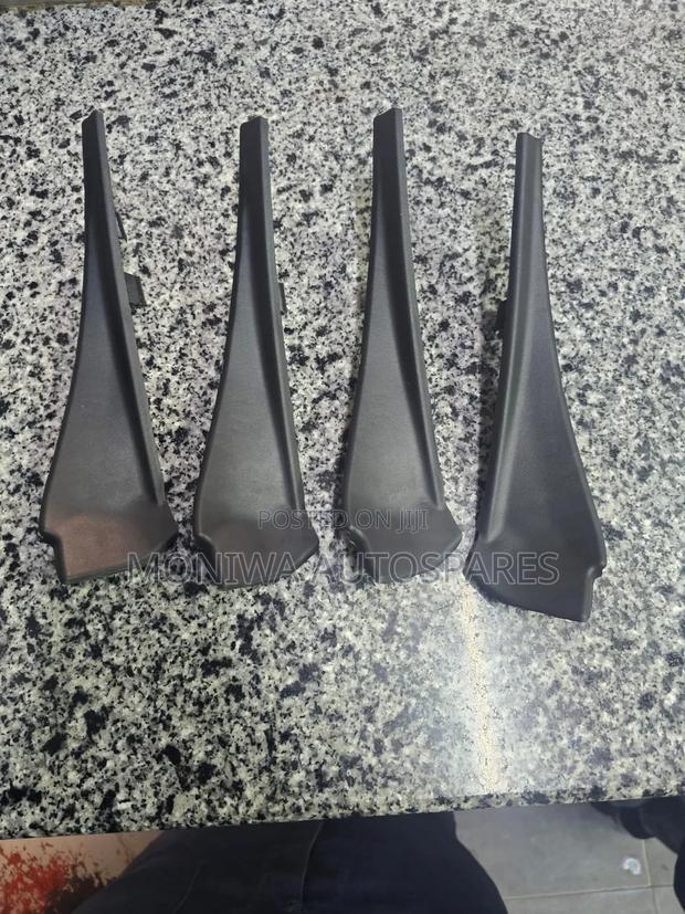 Windscreen Finisher Nissan Xtrail T32