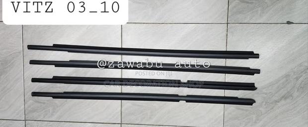 Vitz Weather Strip