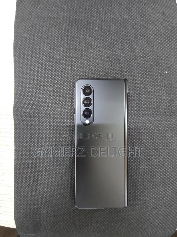 Samsung Galaxy Z Fold 3 256 GB - thumbnail 4